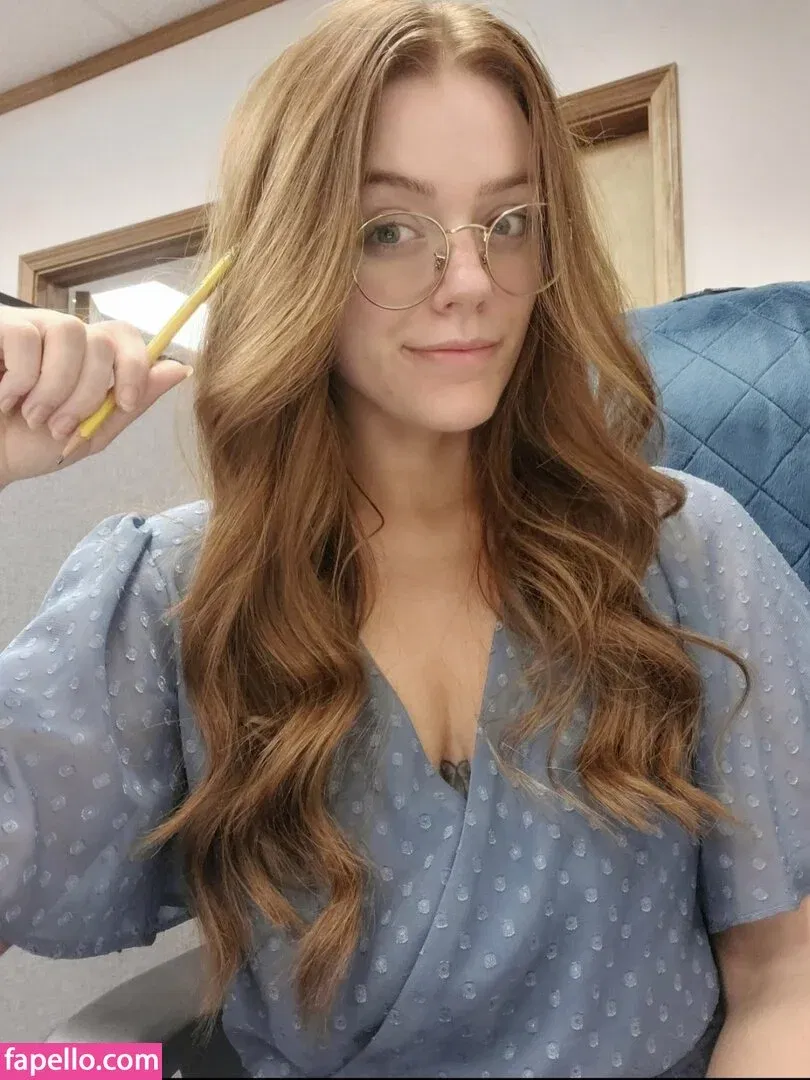 Ashley Greene / ashendeavorss Onlyfans Photo Gallery 