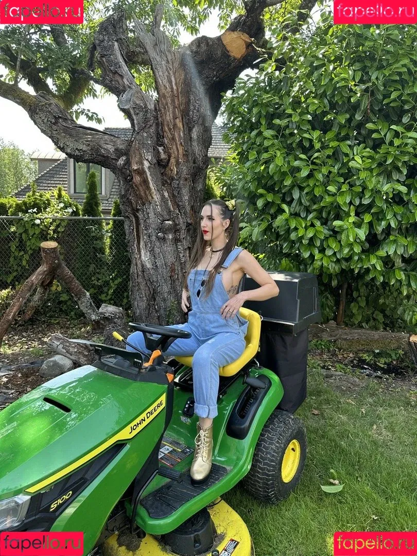 Piper Blush / PiperBlush / https: / piperblush_ Onlyfans Photo Gallery 