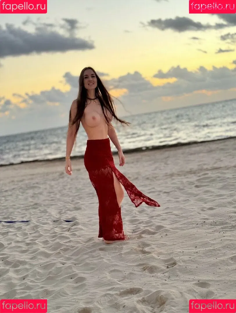 Piper Blush / PiperBlush / https: / piperblush_ Onlyfans Photo Gallery 