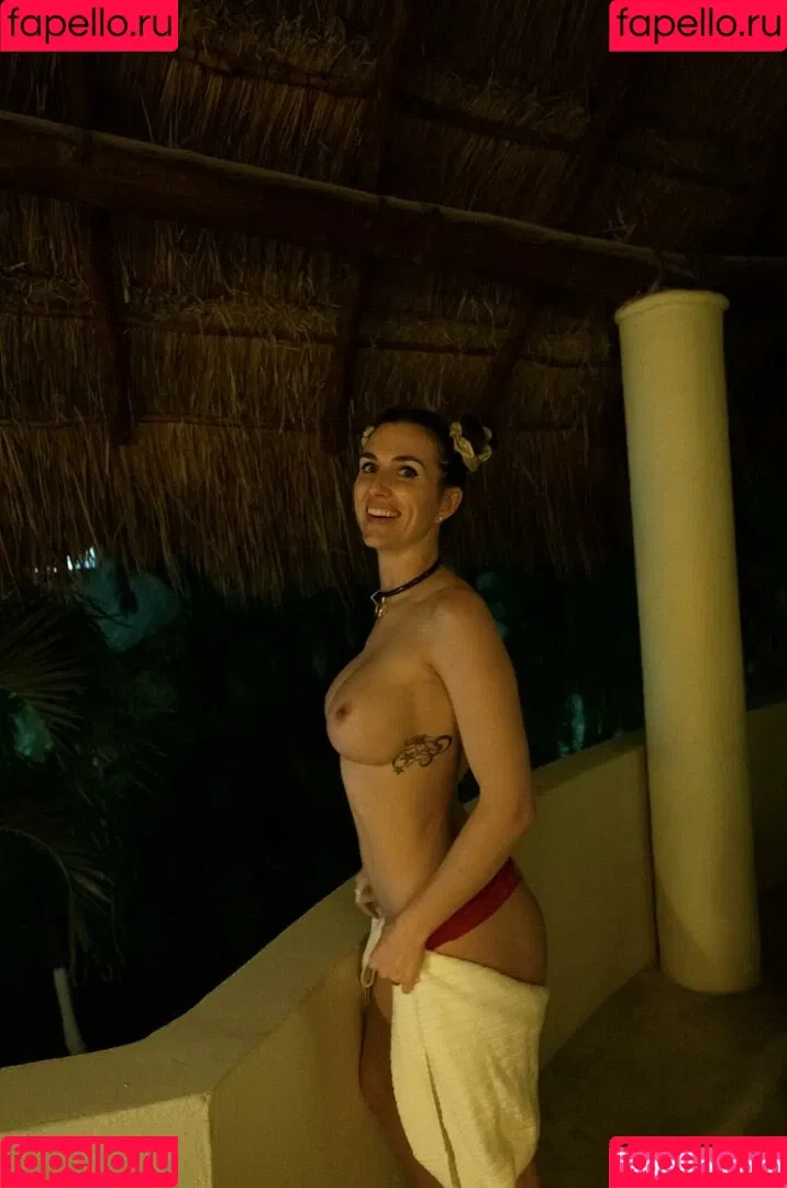 Piper Blush / PiperBlush / https: / piperblush_ Onlyfans Photo Gallery 