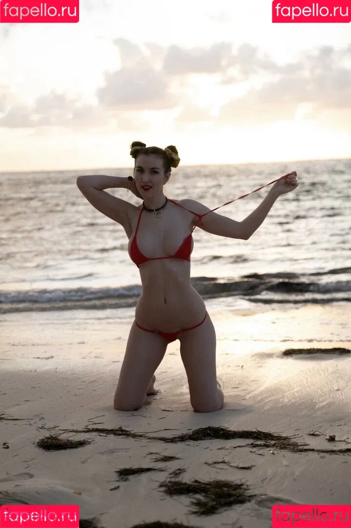 Piper Blush / PiperBlush / https: / piperblush_ Onlyfans Photo Gallery 