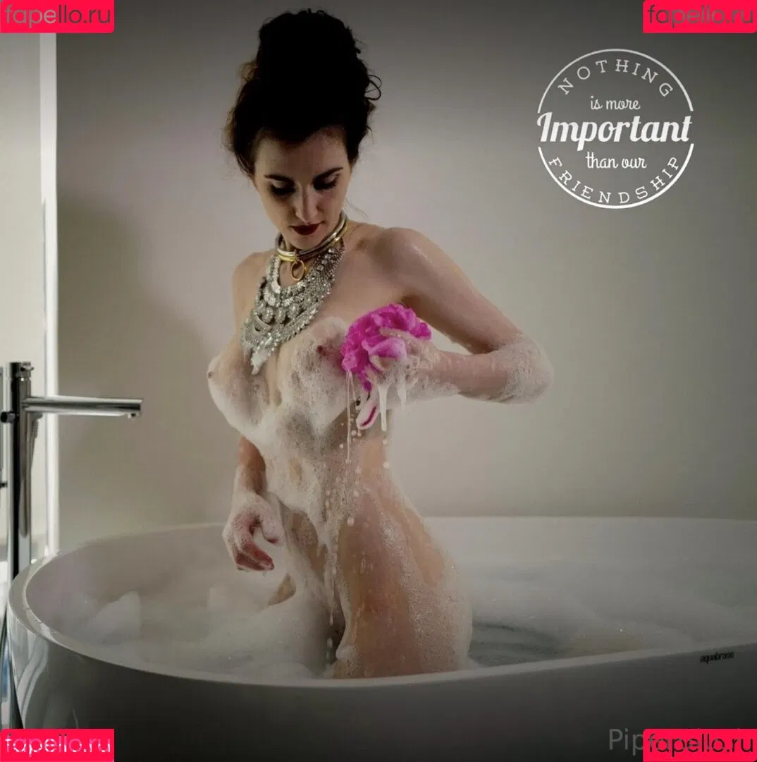 Piper Blush / PiperBlush / https: / piperblush_ Onlyfans Photo Gallery 