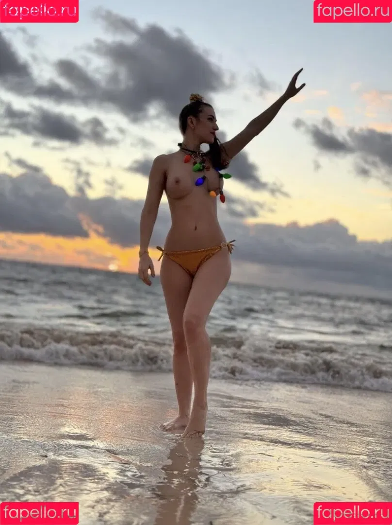 Piper Blush / PiperBlush / https: / piperblush_ Onlyfans Photo Gallery 