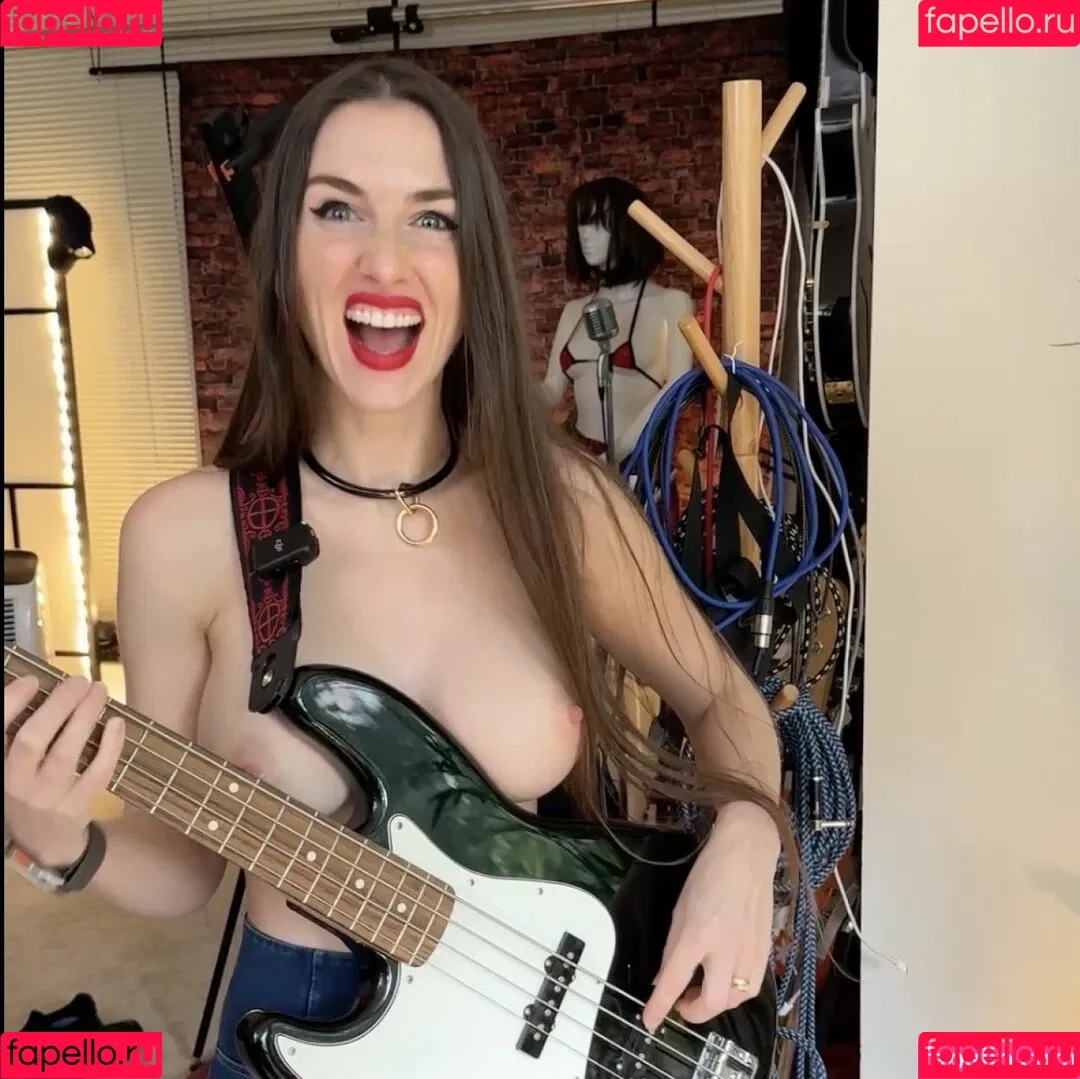 Piper Blush / PiperBlush / https: / piperblush_ Onlyfans Photo Gallery 