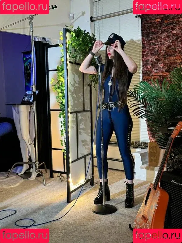 Piper Blush / PiperBlush / https: / piperblush_ Onlyfans Photo Gallery 