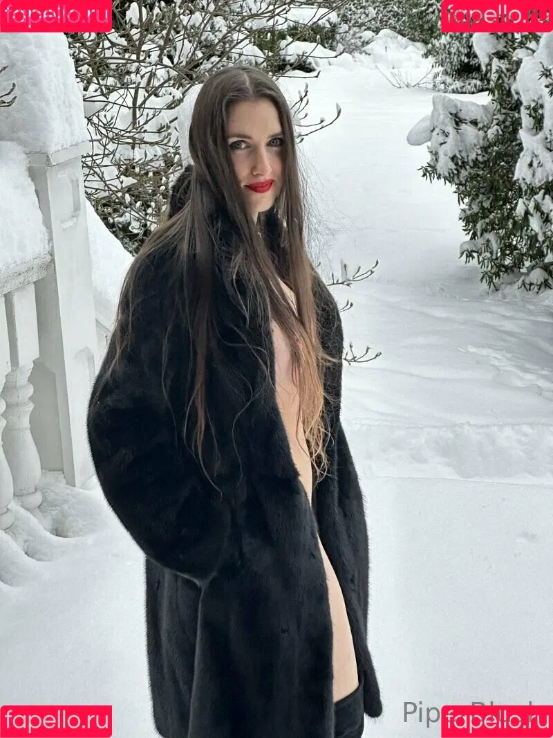 Piper Blush / PiperBlush / https: / piperblush_ Onlyfans Photo Gallery 