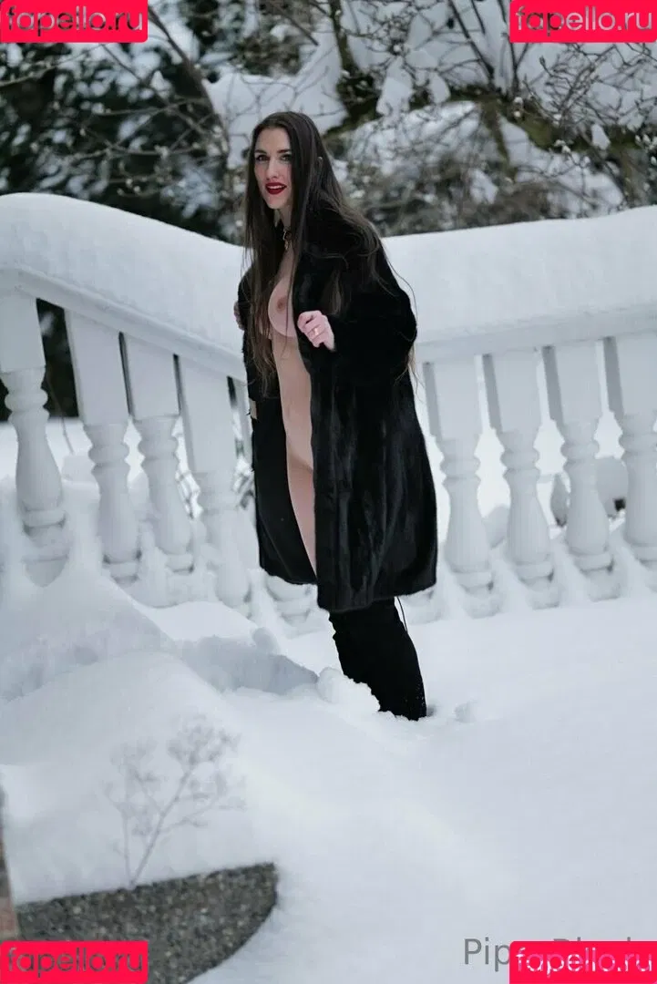 Piper Blush / PiperBlush / https: / piperblush_ Onlyfans Photo Gallery 