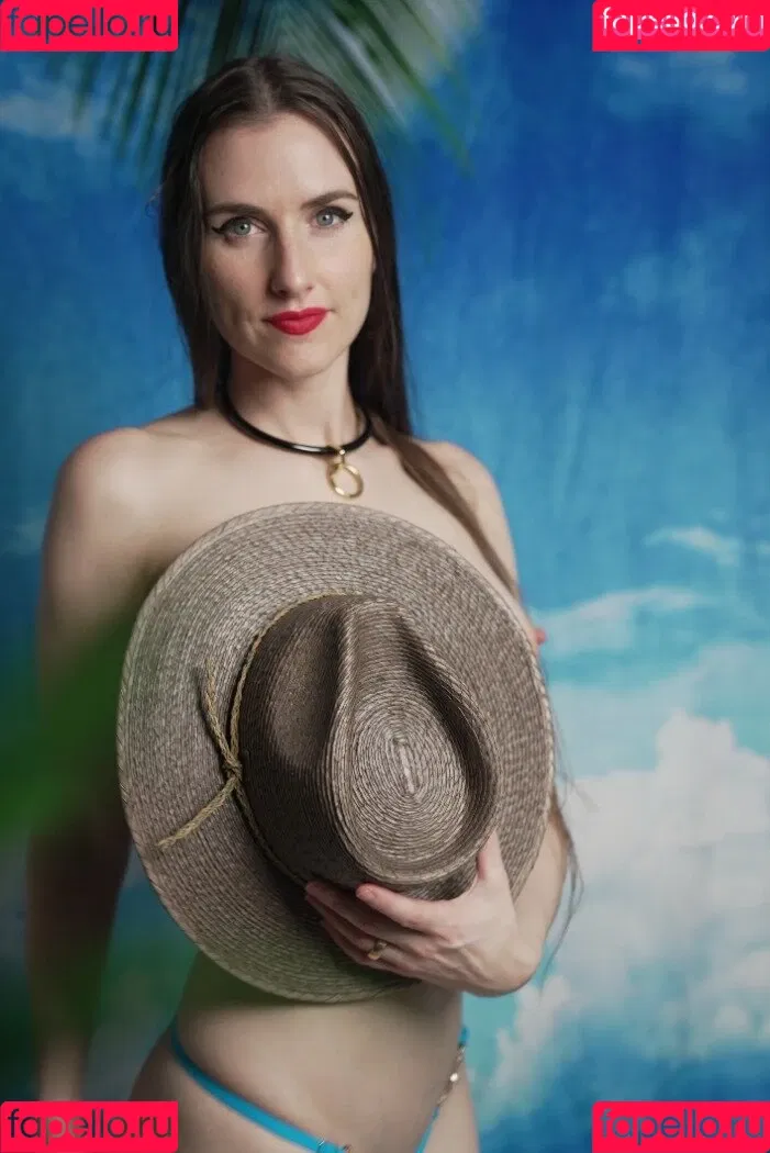 Piper Blush / PiperBlush / https: / piperblush_ Onlyfans Photo Gallery 