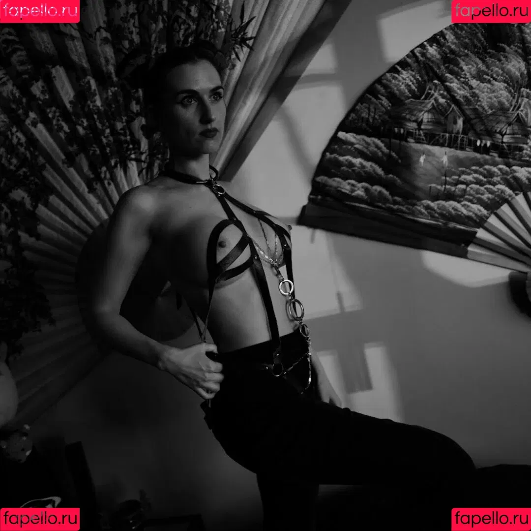 Piper Blush / PiperBlush / https: / piperblush_ Onlyfans Photo Gallery 