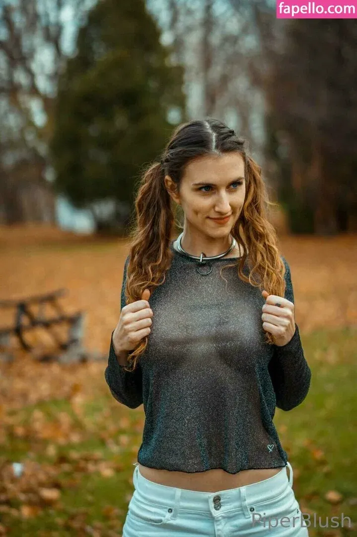 Piper Blush / PiperBlush / https: / piperblush_ Onlyfans Photo Gallery 