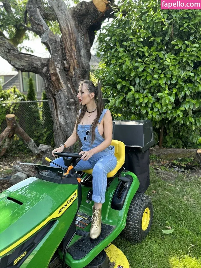 Piper Blush / PiperBlush / https: / piperblush_ Onlyfans Photo Gallery 