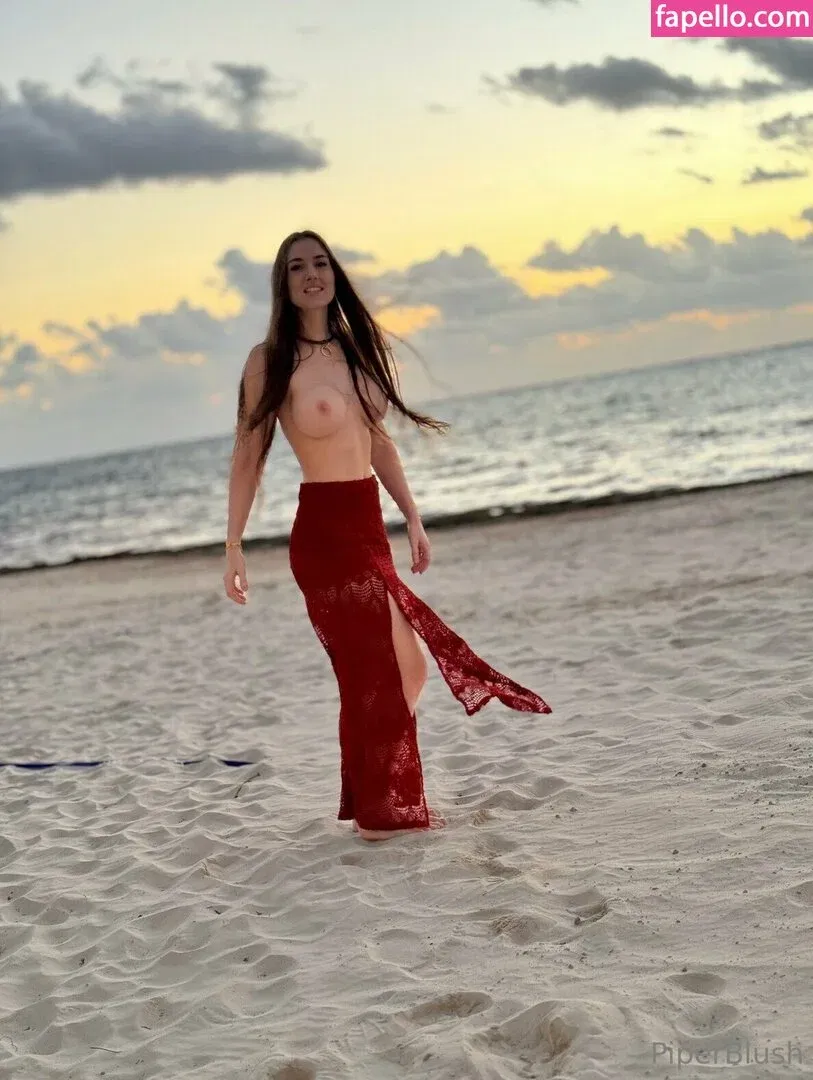 Piper Blush / PiperBlush / https: / piperblush_ Onlyfans Photo Gallery 