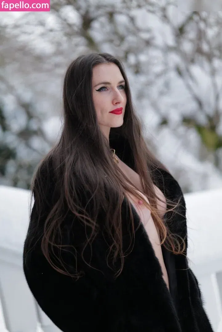 Piper Blush / PiperBlush / https: / piperblush_ Onlyfans Photo Gallery 