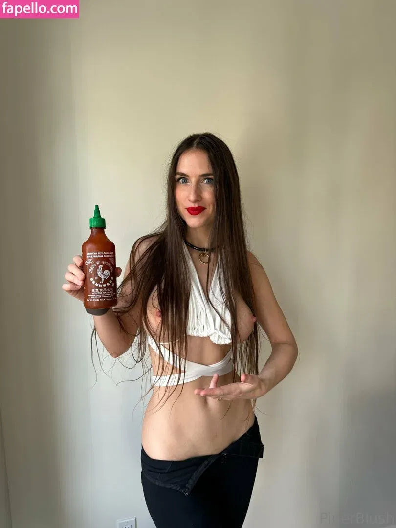 Piper Blush / PiperBlush / https: / piperblush_ Onlyfans Photo Gallery 