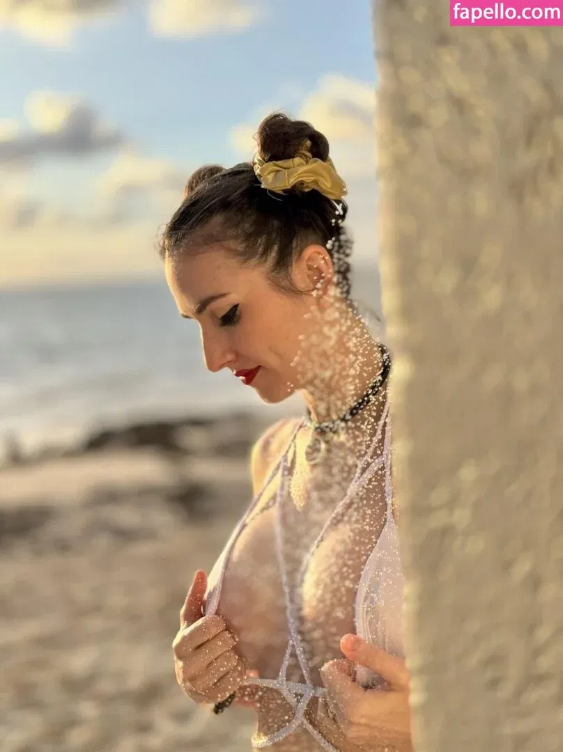 Piper Blush / PiperBlush / https: / piperblush_ Onlyfans Photo Gallery 