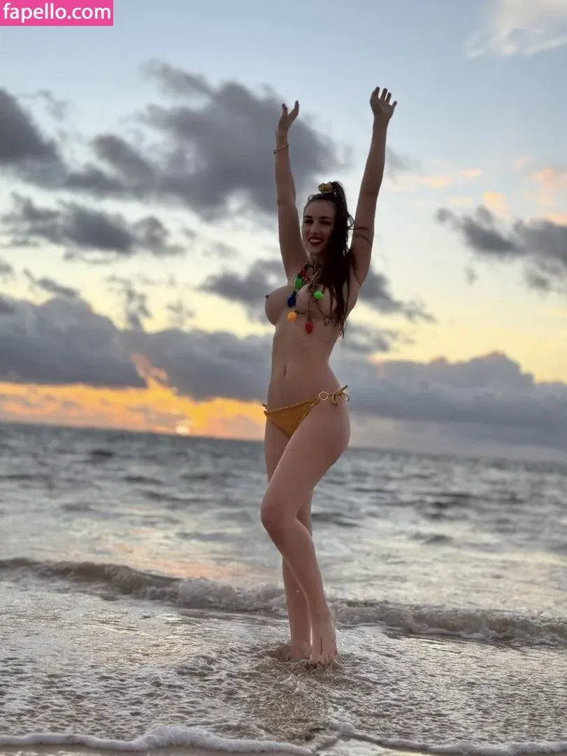 Piper Blush / PiperBlush / https: / piperblush_ Onlyfans Photo Gallery 