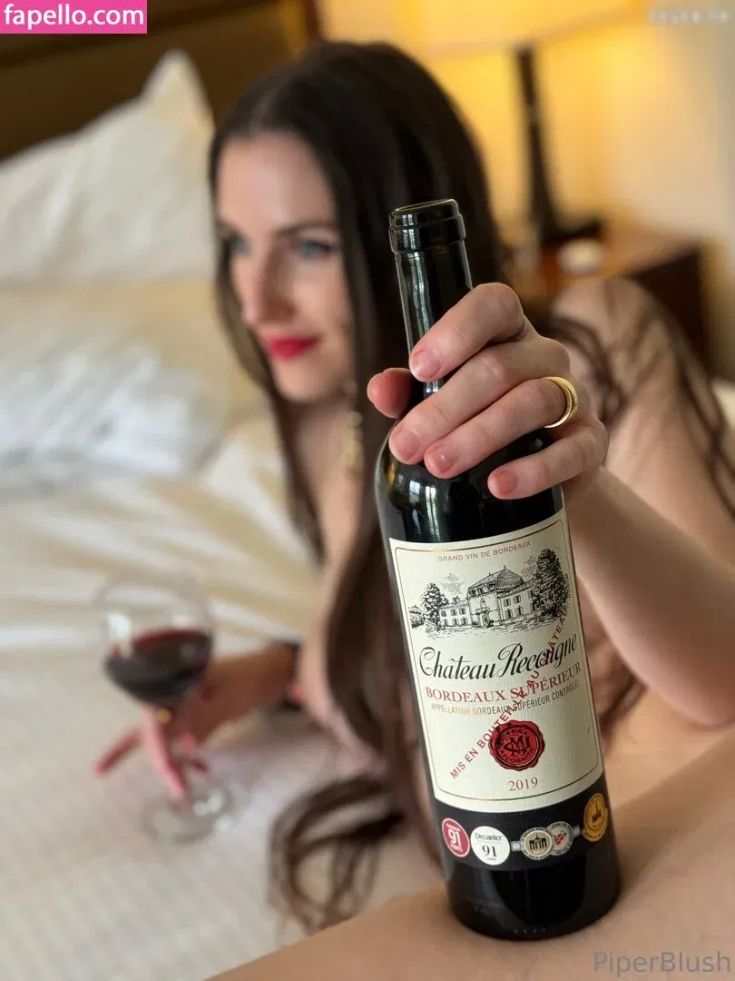 Piper Blush / PiperBlush / https: / piperblush_ Onlyfans Photo Gallery 