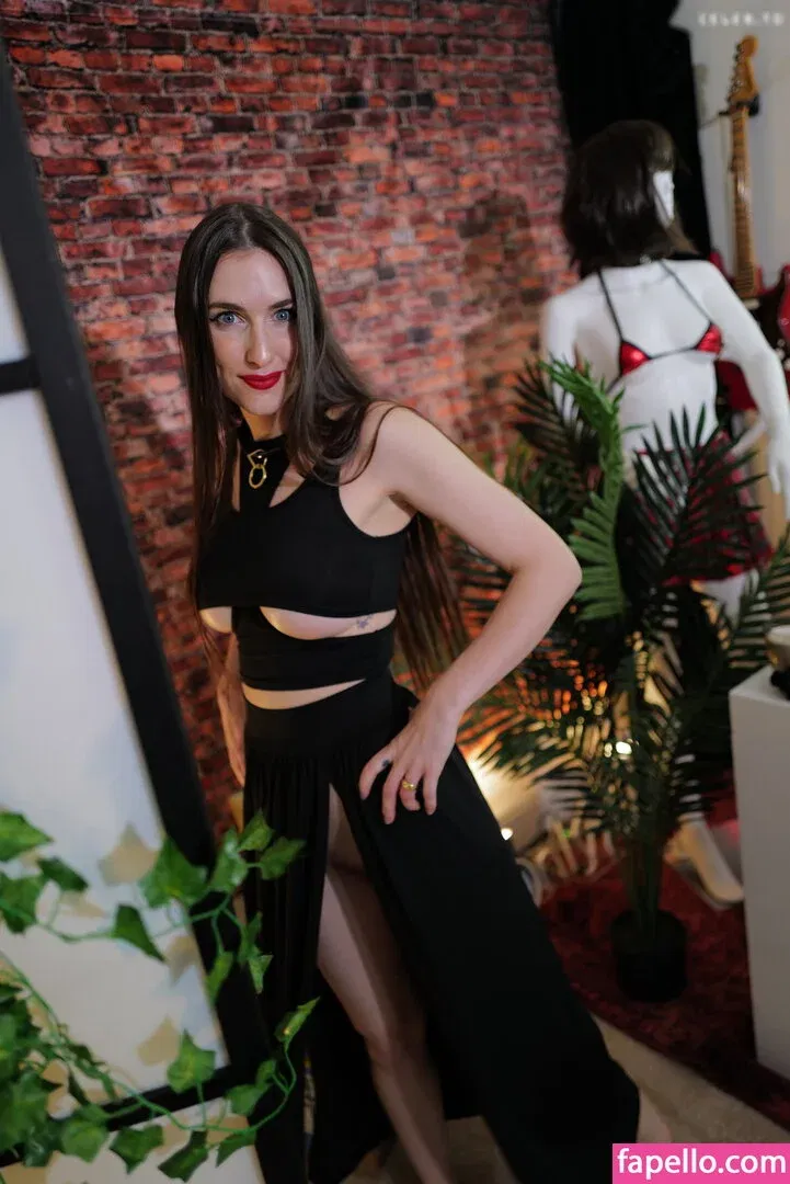 Piper Blush / PiperBlush / https: / piperblush_ Onlyfans Photo Gallery 