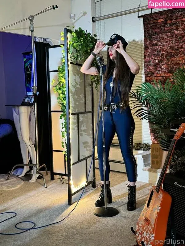 Piper Blush / PiperBlush / https: / piperblush_ Onlyfans Photo Gallery 