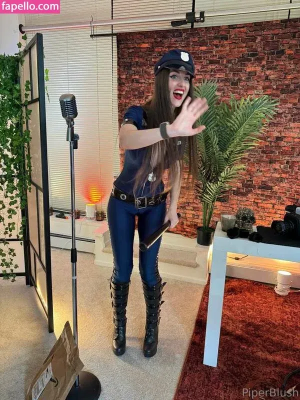 Piper Blush / PiperBlush / https: / piperblush_ Onlyfans Photo Gallery 