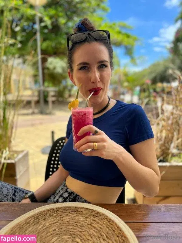 Piper Blush / PiperBlush / https: / piperblush_ Onlyfans Photo Gallery 