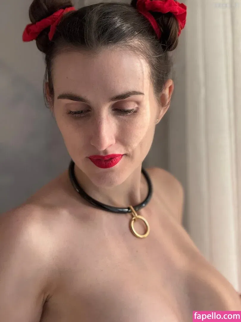 Piper Blush / PiperBlush / https: / piperblush_ Onlyfans Photo Gallery 