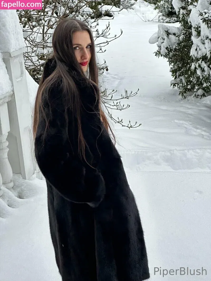 Piper Blush / PiperBlush / https: / piperblush_ Onlyfans Photo Gallery 