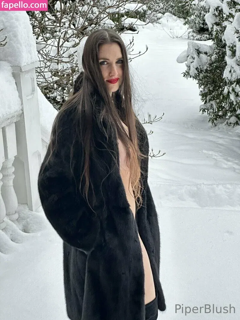 Piper Blush / PiperBlush / https: / piperblush_ Onlyfans Photo Gallery 