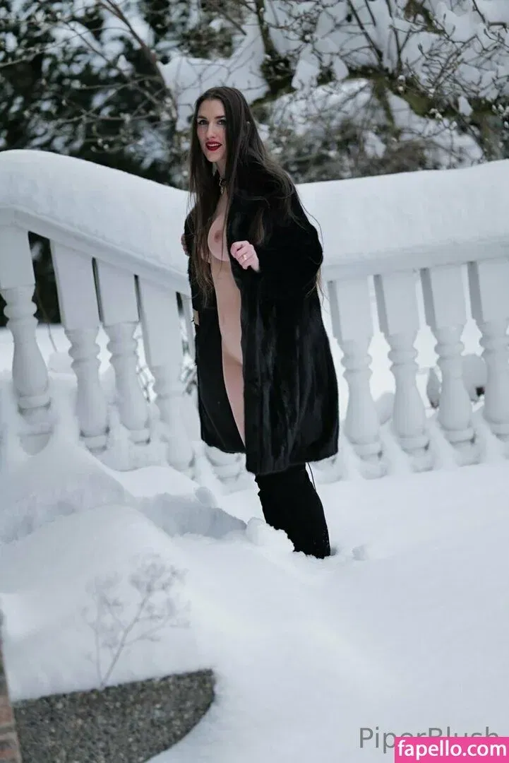 Piper Blush / PiperBlush / https: / piperblush_ Onlyfans Photo Gallery 