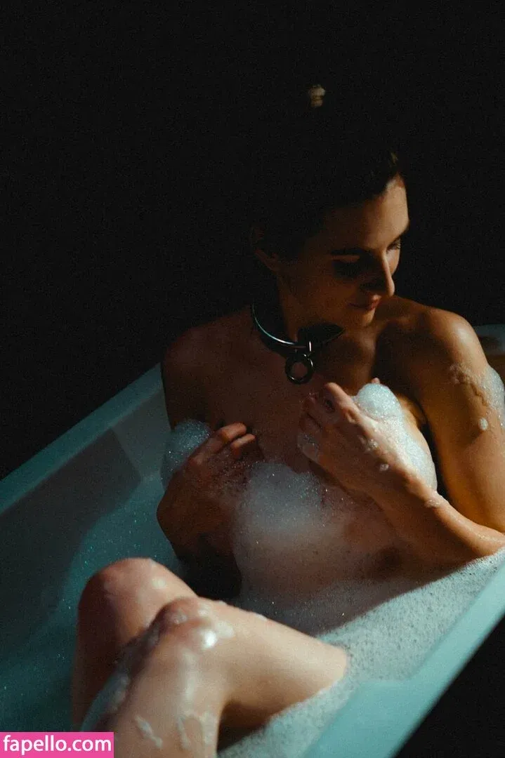 Piper Blush / PiperBlush / https: / piperblush_ Onlyfans Photo Gallery 