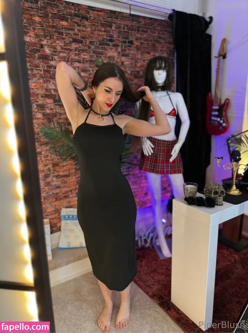 Piper Blush / PiperBlush / https: / piperblush_ Onlyfans Photo Gallery 