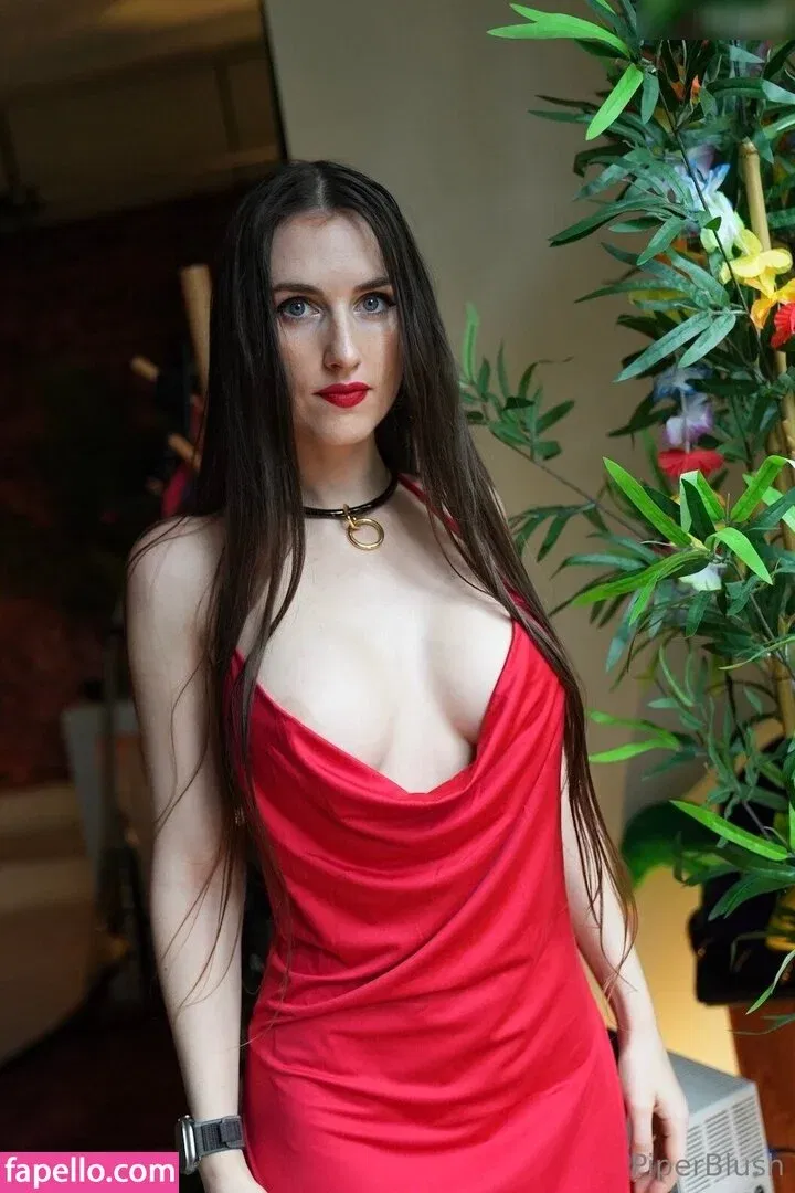 Piper Blush / PiperBlush / https: / piperblush_ Onlyfans Photo Gallery 