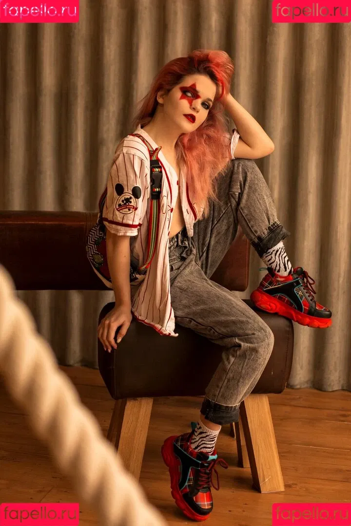 Di Simon / brittanysimon / disimondi Onlyfans Photo Gallery 