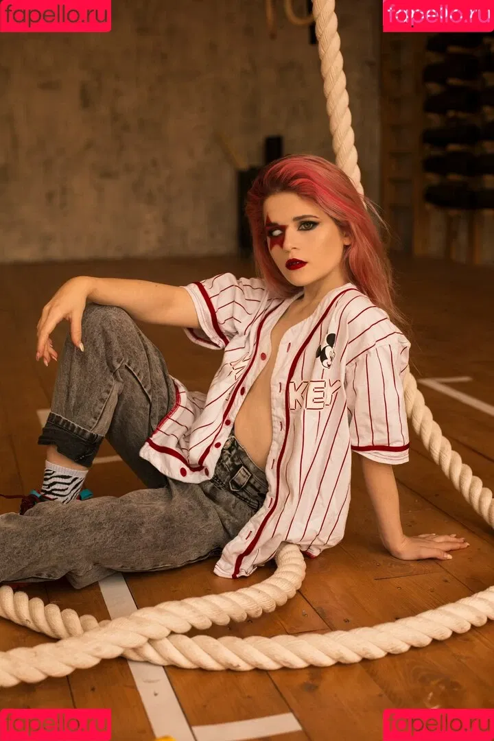 Di Simon / brittanysimon / disimondi Onlyfans Photo Gallery 