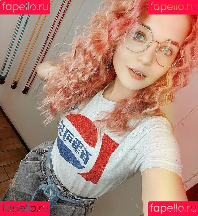 Di Simon / brittanysimon / disimondi Onlyfans Photo Gallery 