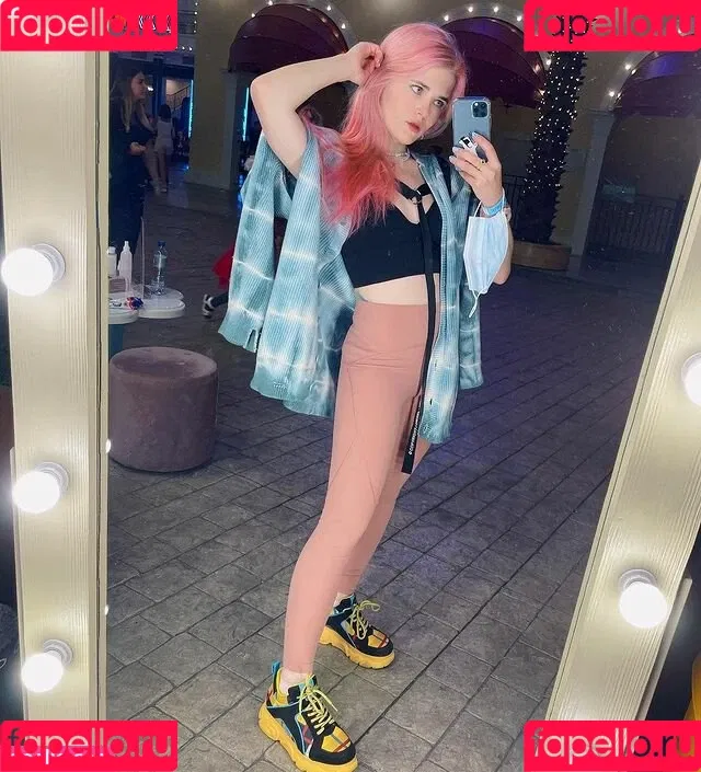 Di Simon / brittanysimon / disimondi Onlyfans Photo Gallery 