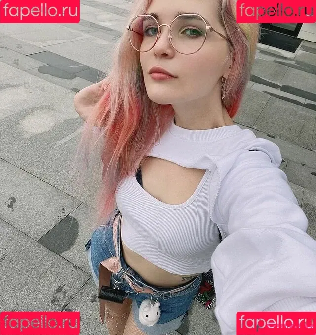 Di Simon / brittanysimon / disimondi Onlyfans Photo Gallery 