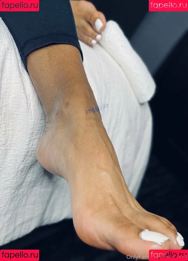 reel / vee_feet Onlyfans Photo Gallery 