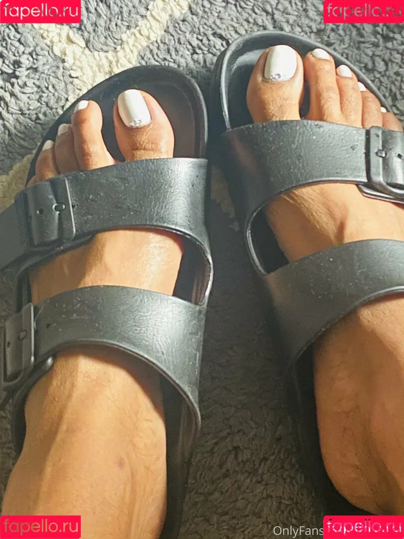 reel / vee_feet Onlyfans Photo Gallery 