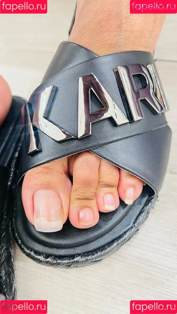 reel / vee_feet Onlyfans Photo Gallery 