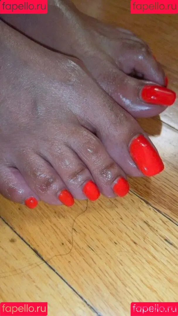 reel / vee_feet Onlyfans Photo Gallery 