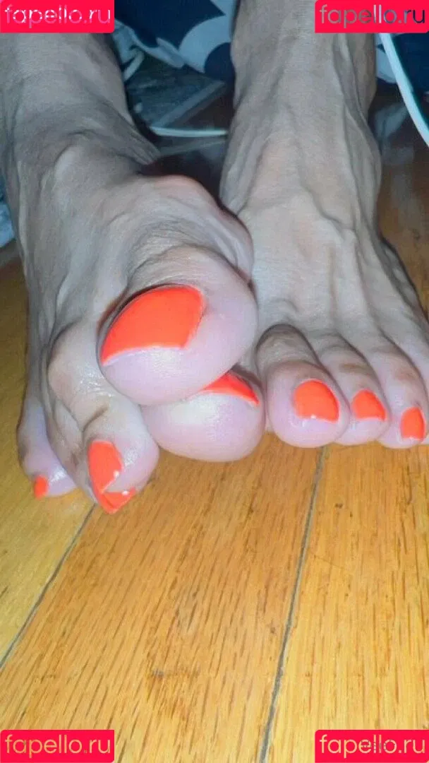 reel / vee_feet Onlyfans Photo Gallery 