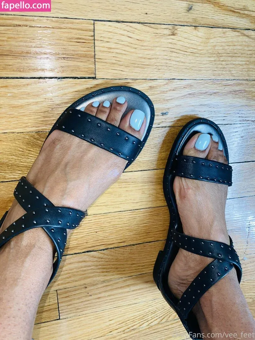 reel / vee_feet Onlyfans Photo Gallery 