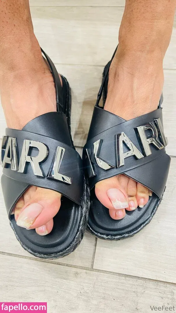 reel / vee_feet Onlyfans Photo Gallery 