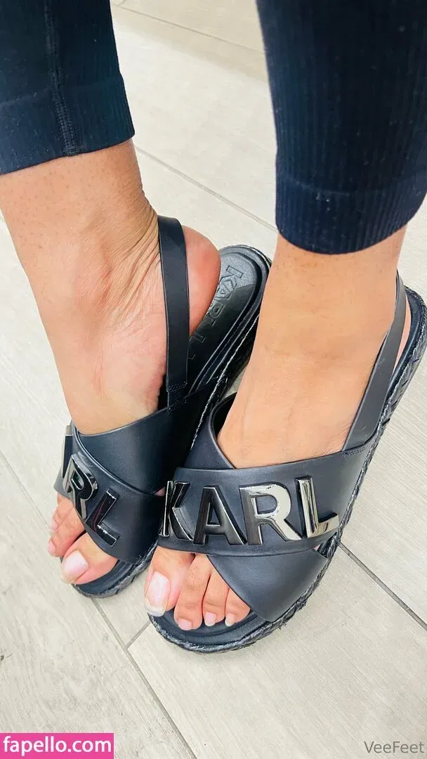 reel / vee_feet Onlyfans Photo Gallery 