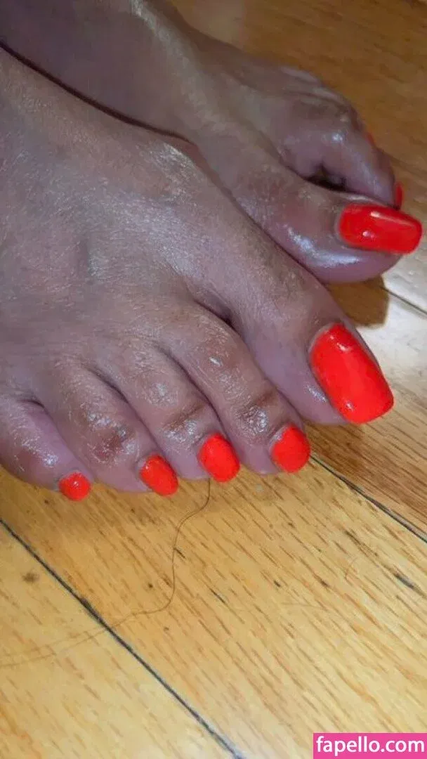 reel / vee_feet Onlyfans Photo Gallery 