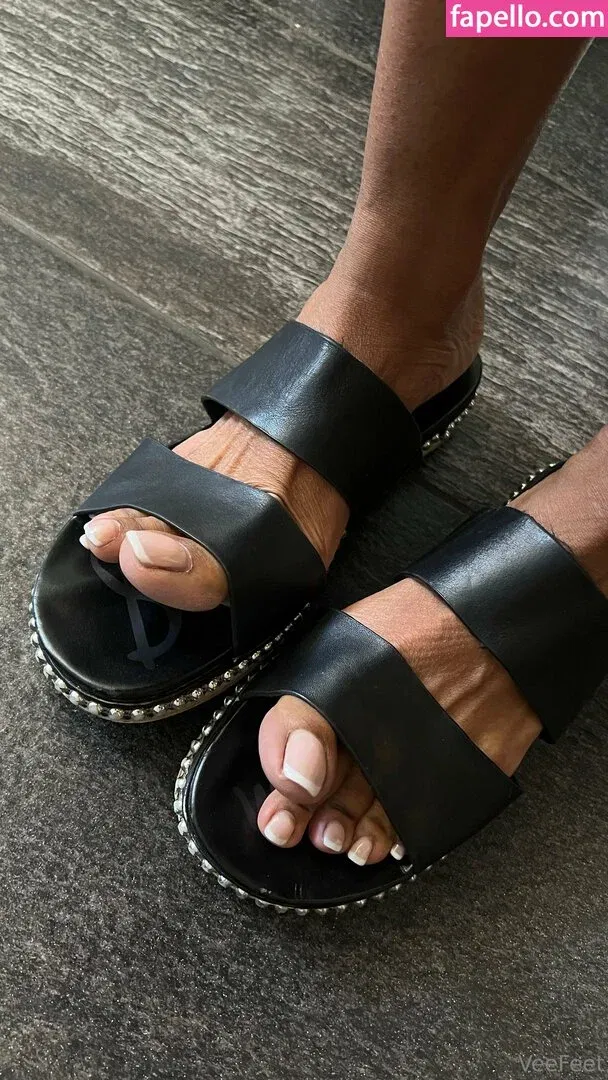 reel / vee_feet Onlyfans Photo Gallery 