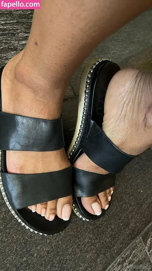 reel / vee_feet Onlyfans Photo Gallery 