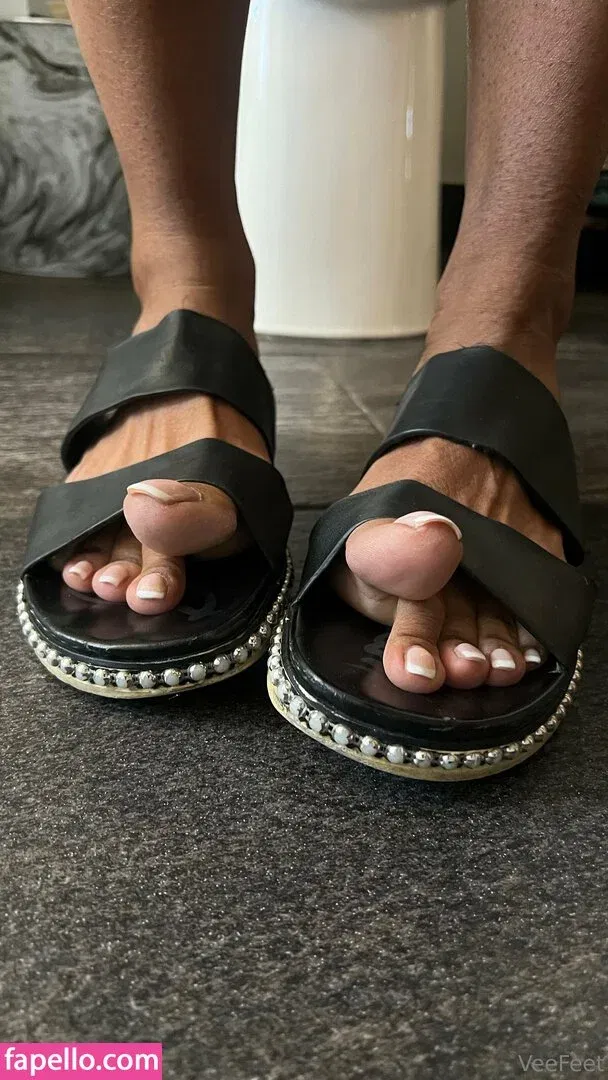 reel / vee_feet Onlyfans Photo Gallery 