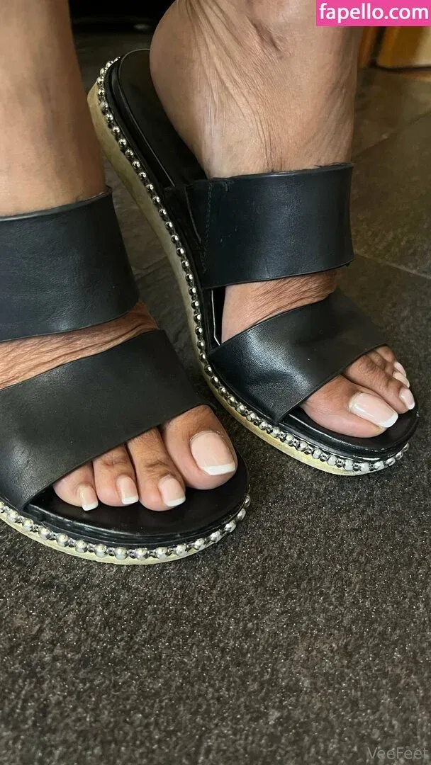 reel / vee_feet Onlyfans Photo Gallery 